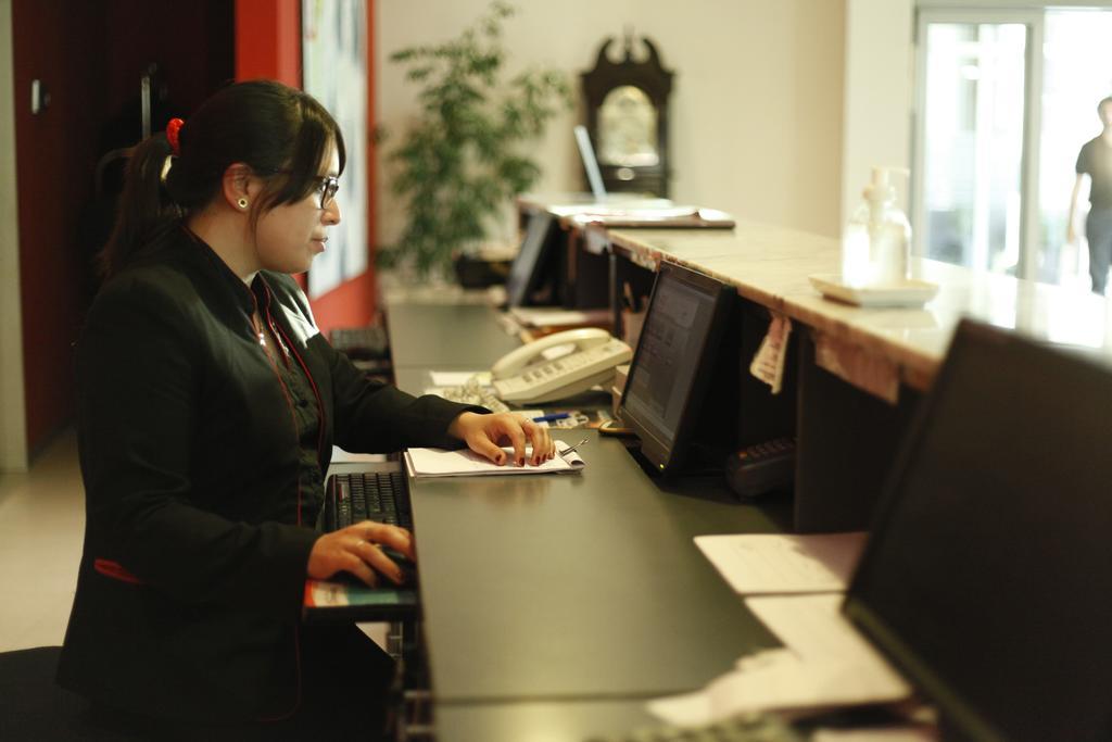 Wam Hotel Patagonico Comodoro Rivadavia Eksteriør billede